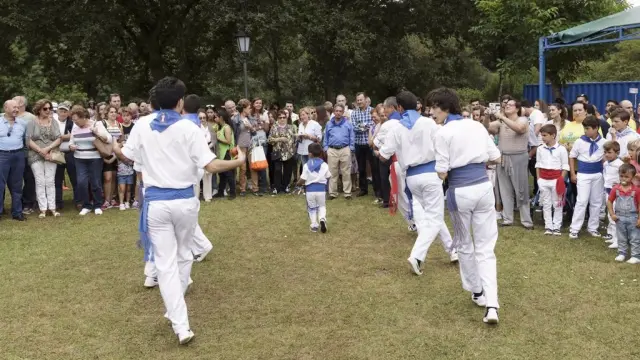 Fiesta de El Mozucu 2025 en Ruiloba