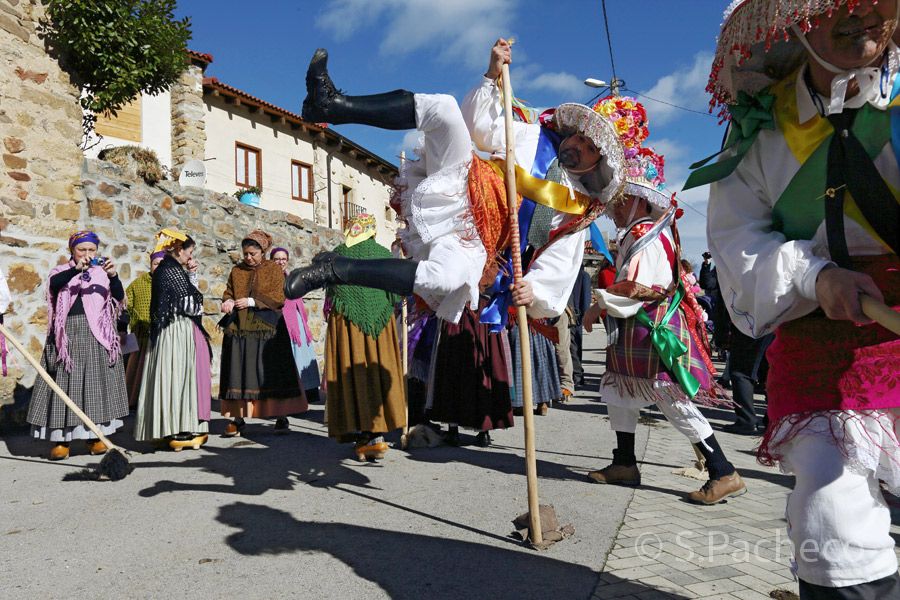 Carnaval de los Zamarrones en Polaciones 2025